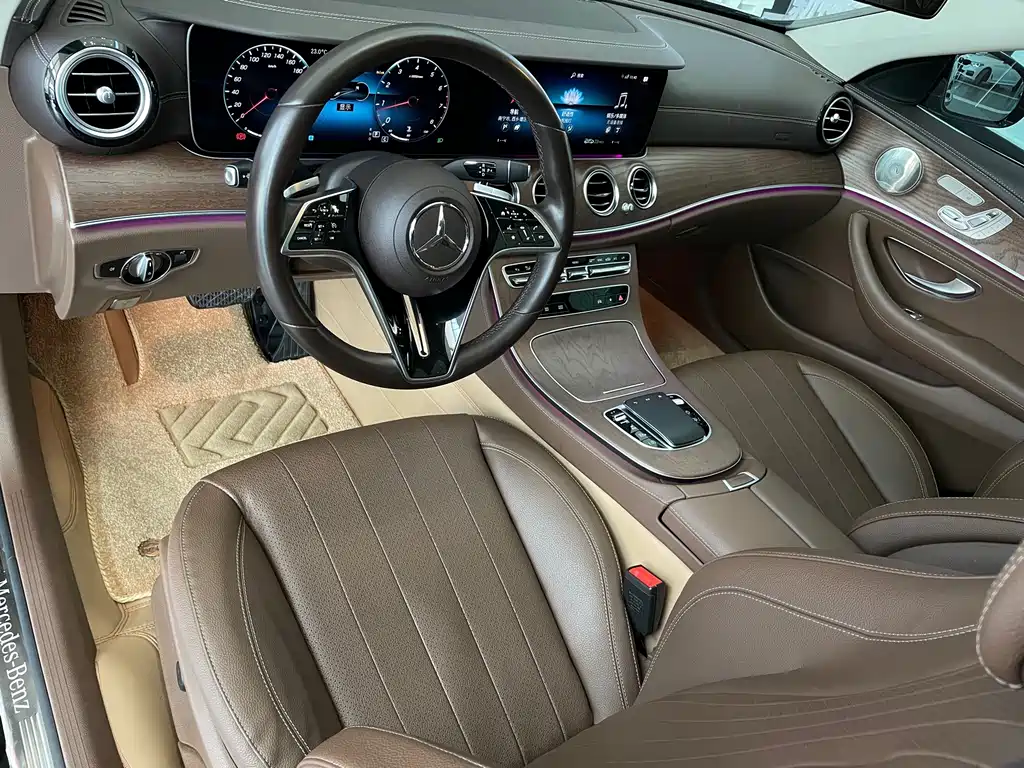 Mercedes-Benz E-Class 2022 — фото 7