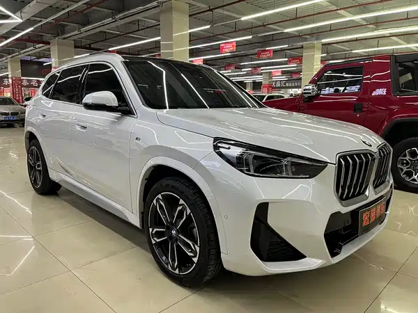 BMW X1 2025
