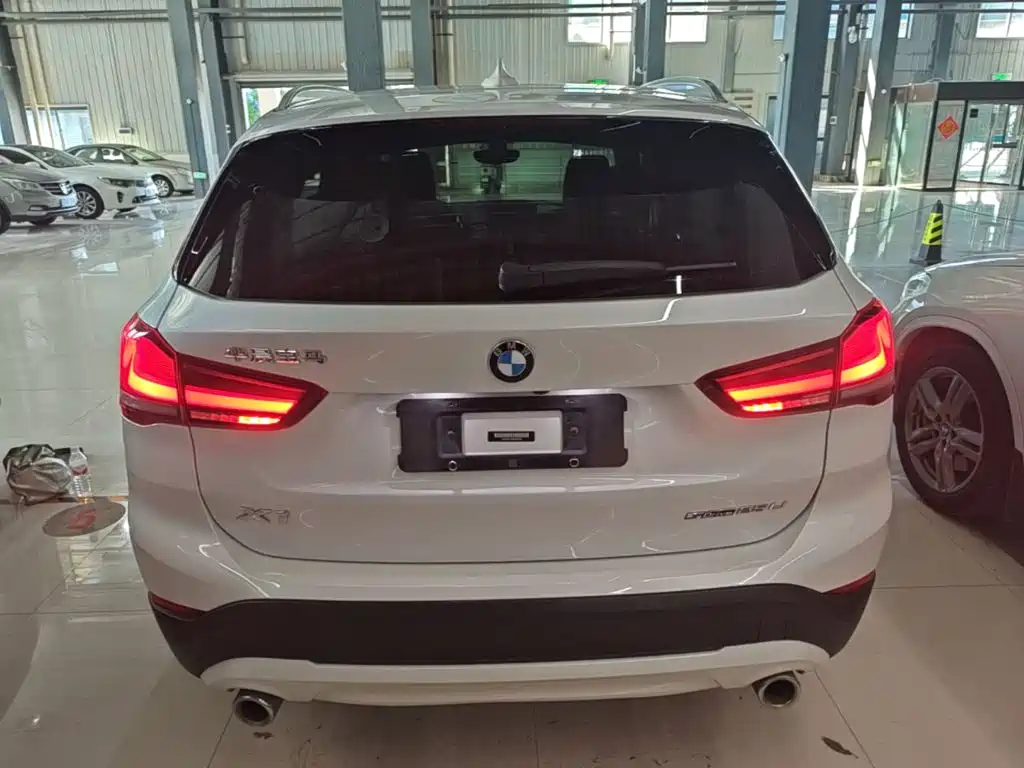 BMW X1 2021 — фото 6