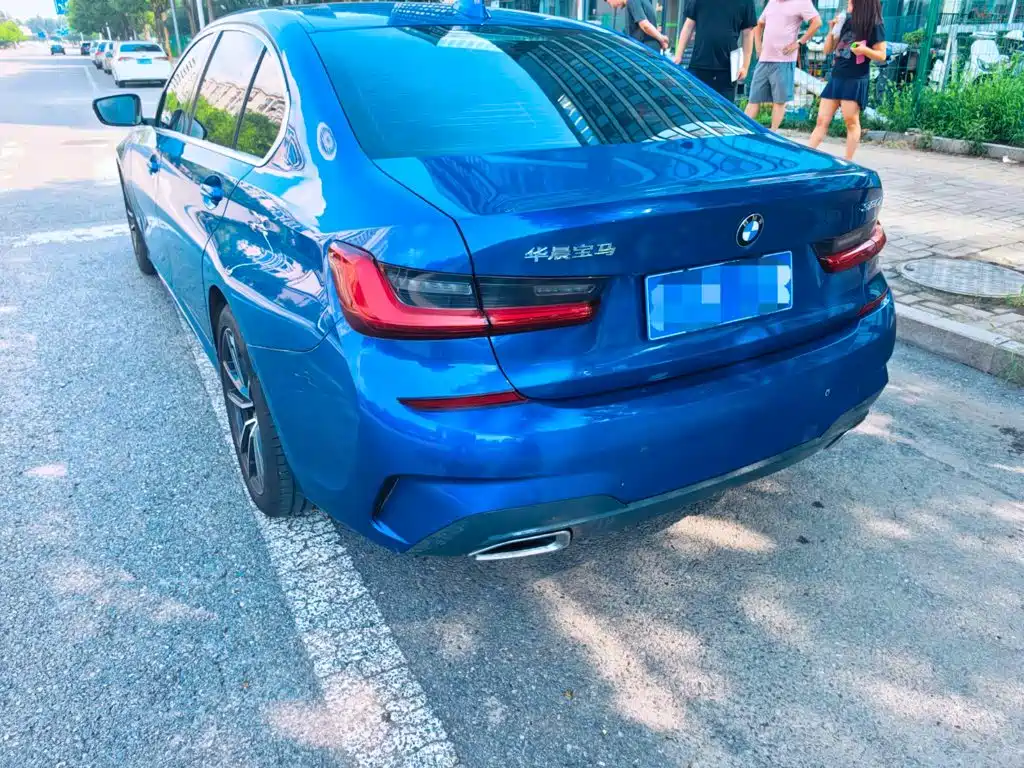 BMW 3 Series 2021