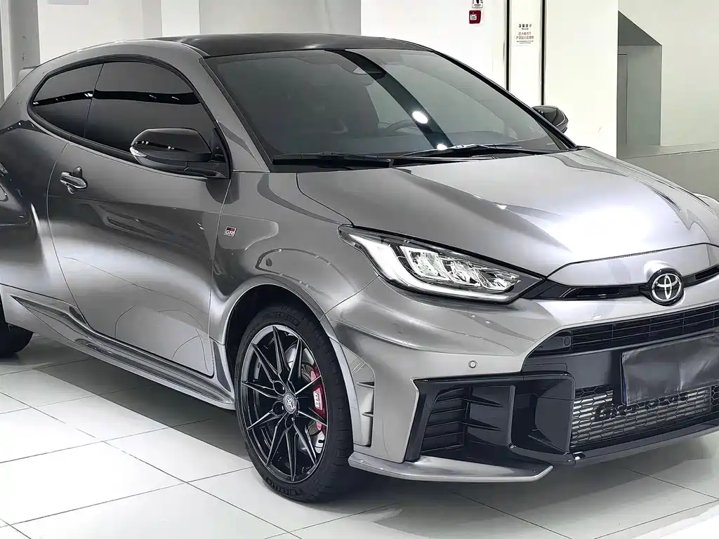 Toyota GR YARIS 2026 — фото 2