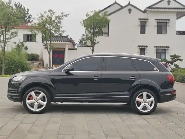 Audi Q7 2012