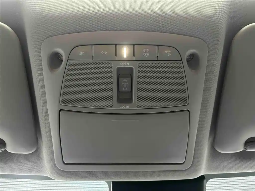 Nissan X-Trail 2025 — фото 9