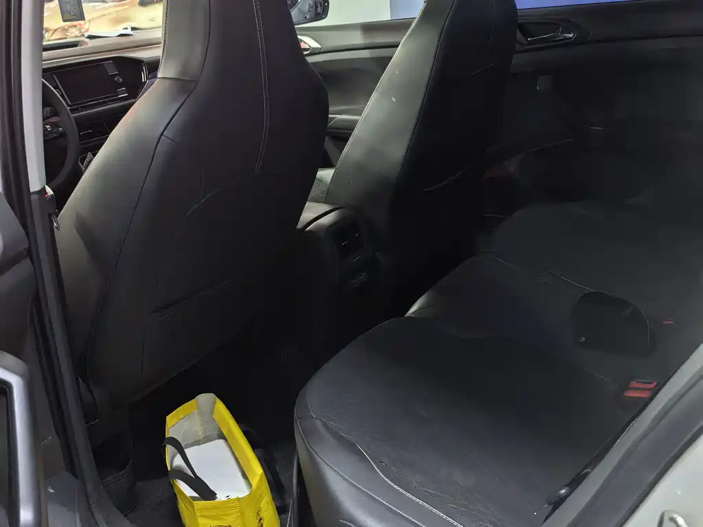 Volkswagen T-Cross 2019