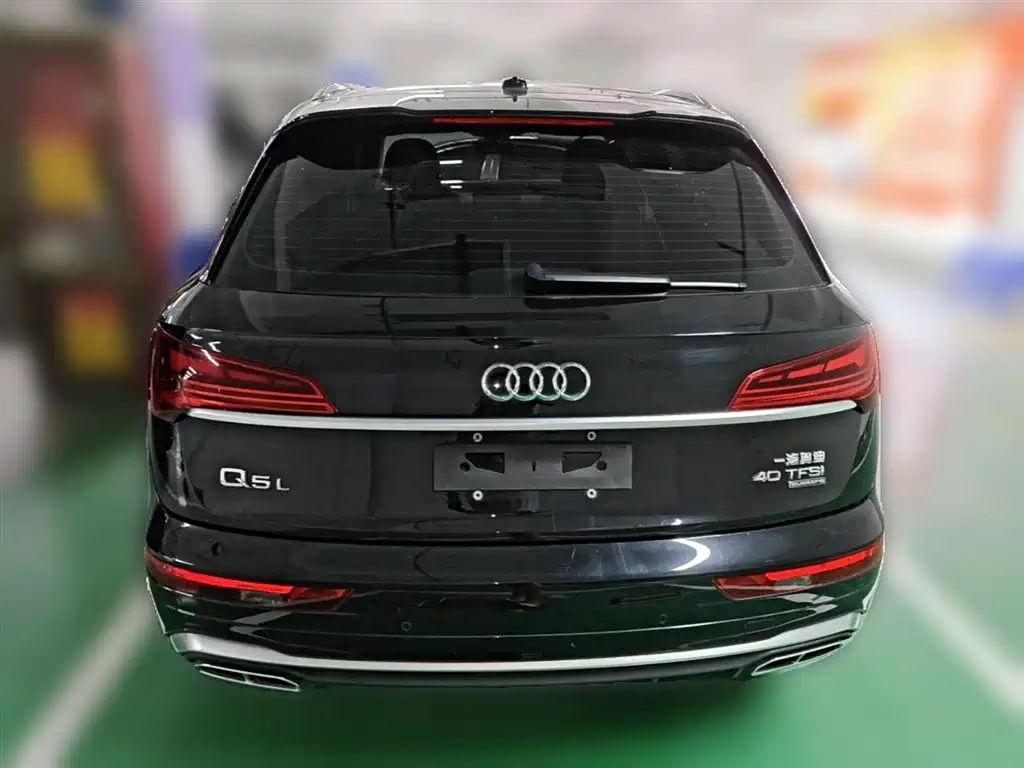 Audi Q5L 2021 — фото 10