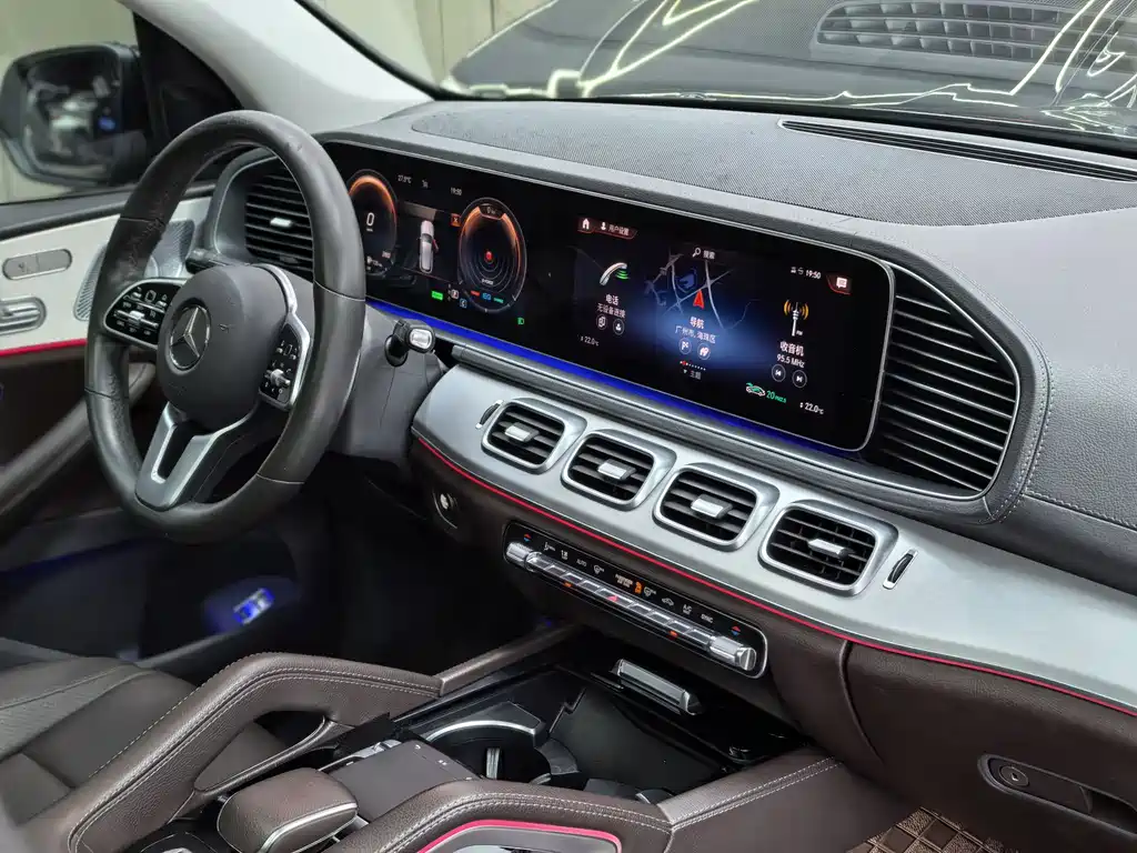 Mercedes-Benz GLE 2019 — фото 21