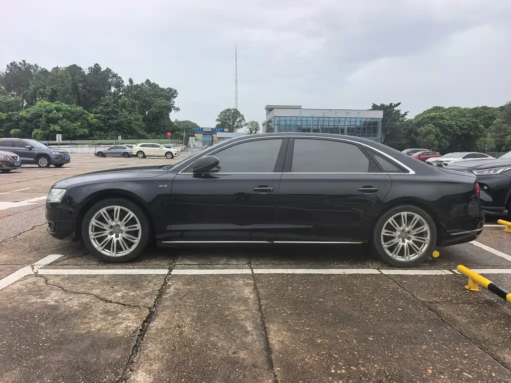 Audi A8 2015