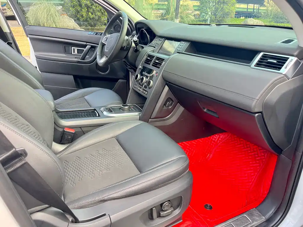 Land Rover Discovery Sport 2019 — фото 11