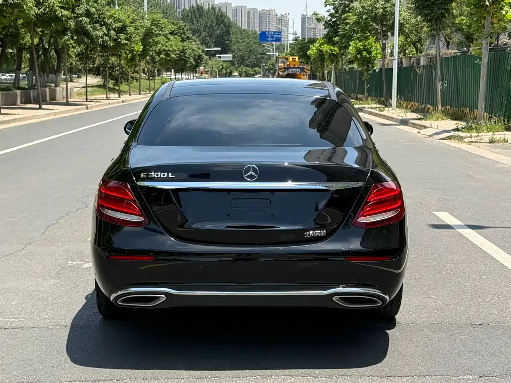Mercedes-Benz E-Class 2020 — фото 5