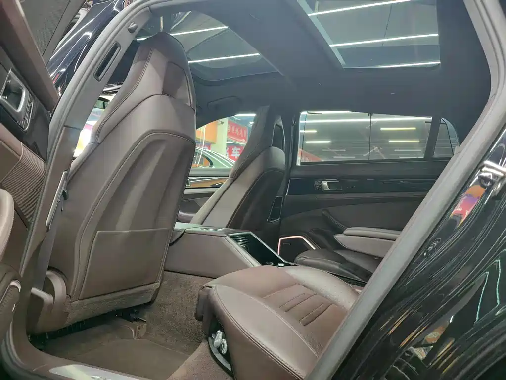 Porsche Panamera Hybrid 2018 — фото 13
