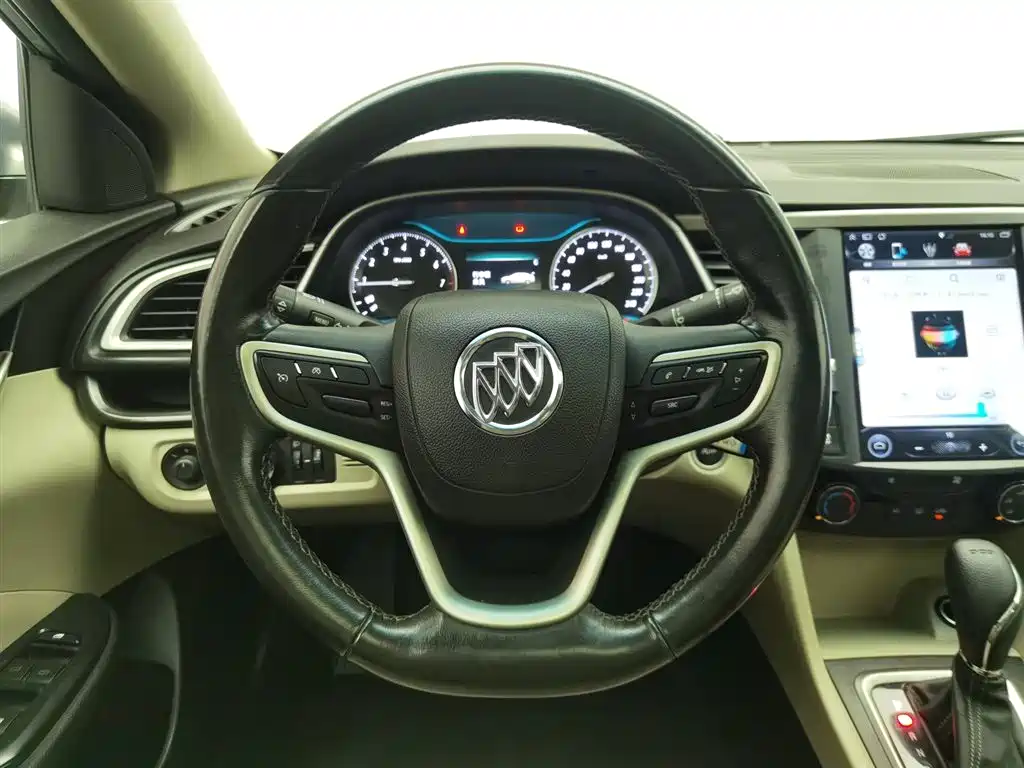 Buick Excelle 2018 — фото 11