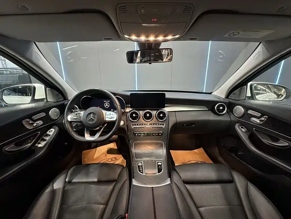 Mercedes-Benz C-Class 2021 — фото 10