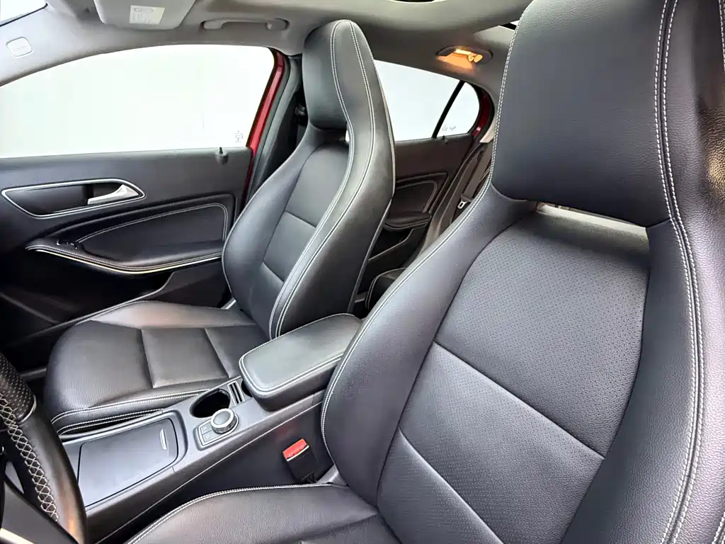 Mercedes-Benz GLA 2015 — фото 14
