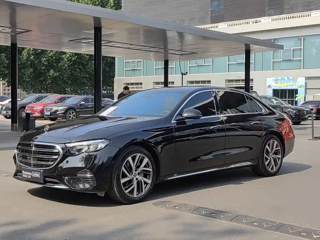 Mercedes-Benz E-Class 2025