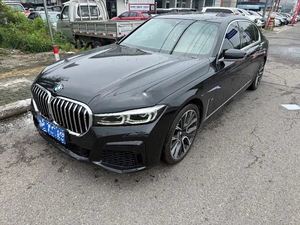 BMW 7 Series 2019 — фото 1