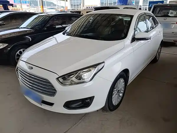 Ford Escort 2015