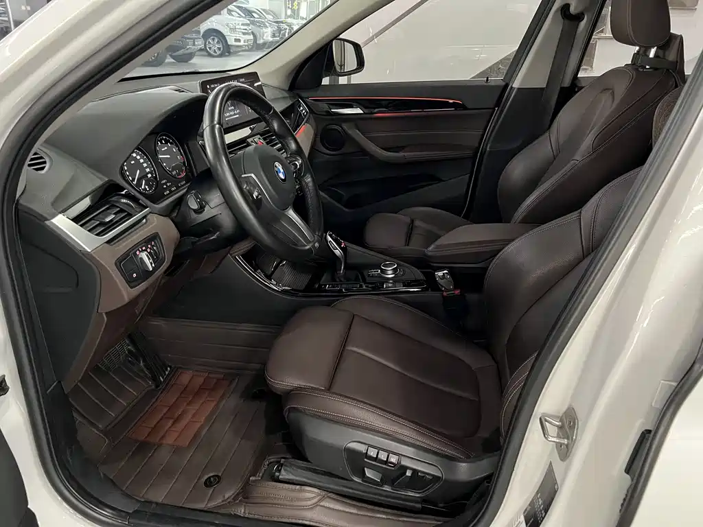BMW X1 2020 — фото 10