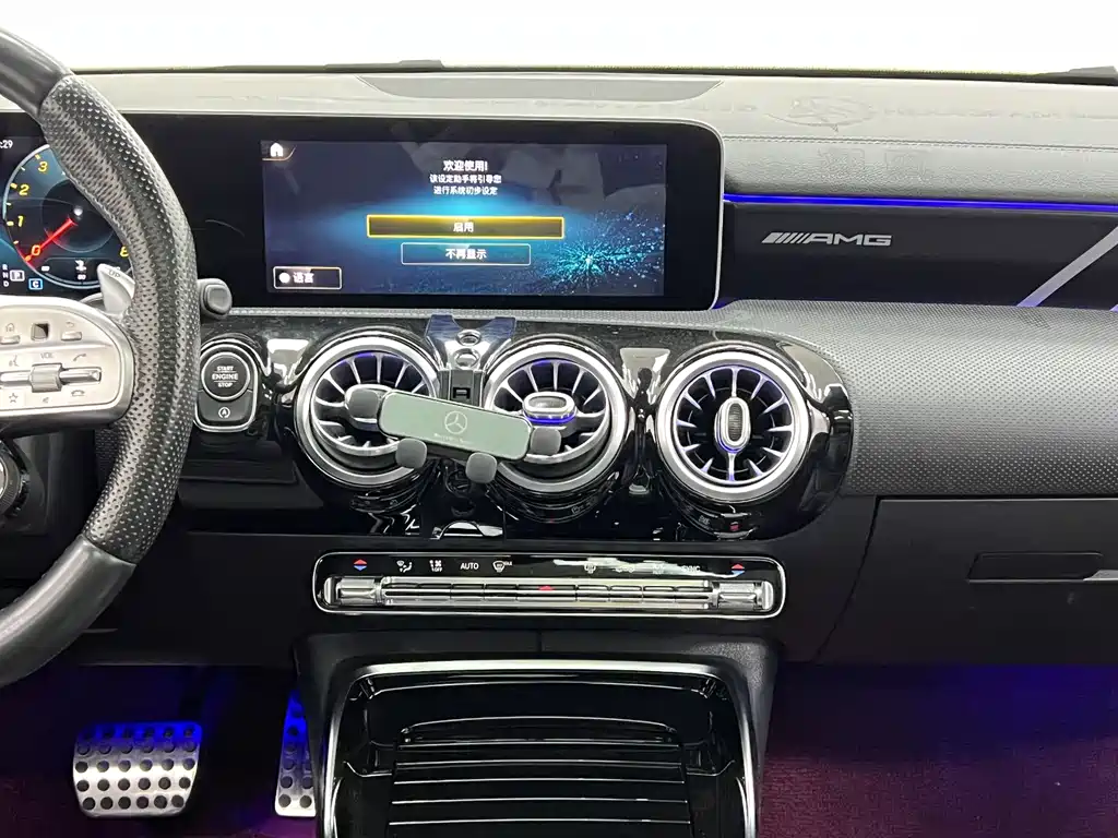 Mercedes-Benz A-Class AMG 2020 — фото 23