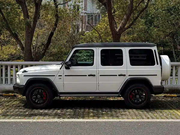 Mercedes-Benz G-Class 2024