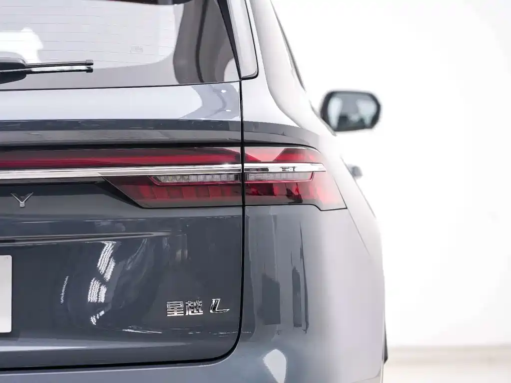 Geely Xingyue L 2023 — фото 17