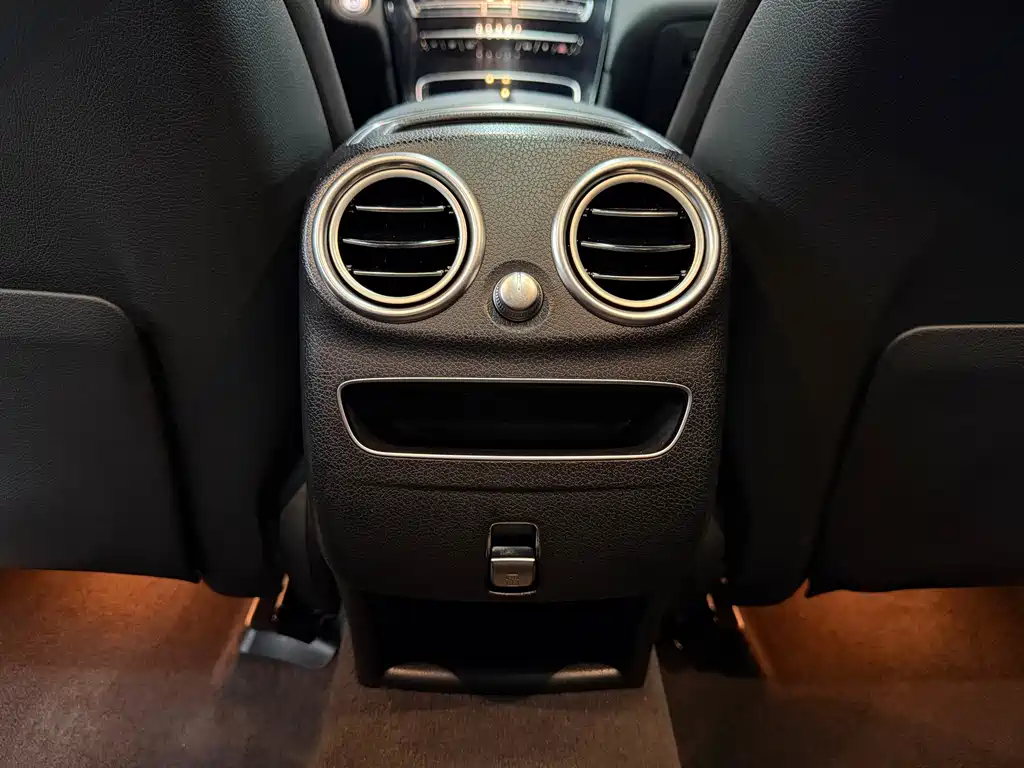 Mercedes-Benz GLC 2020 — фото 20