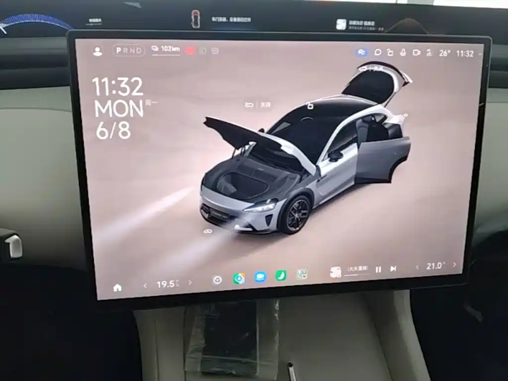 Xiaomi YU7 2025 — фото 13