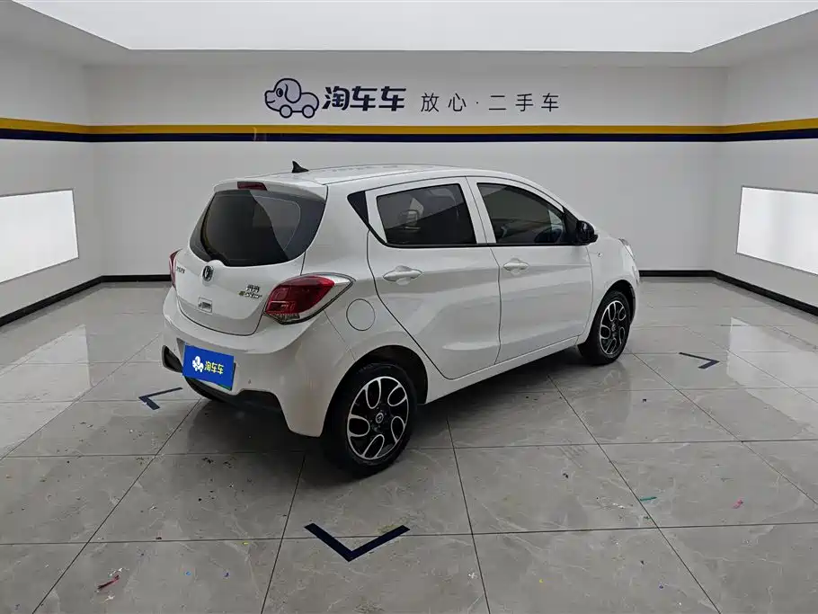 Changan Benben E-Star 2022 — фото 3