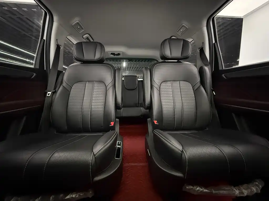 GAC Motor Trumpchi M6 2022 — фото 15