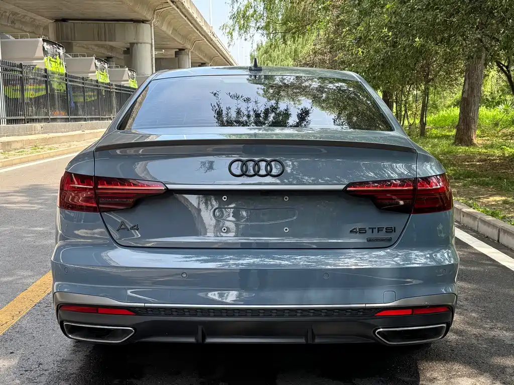 Audi A4L 2022