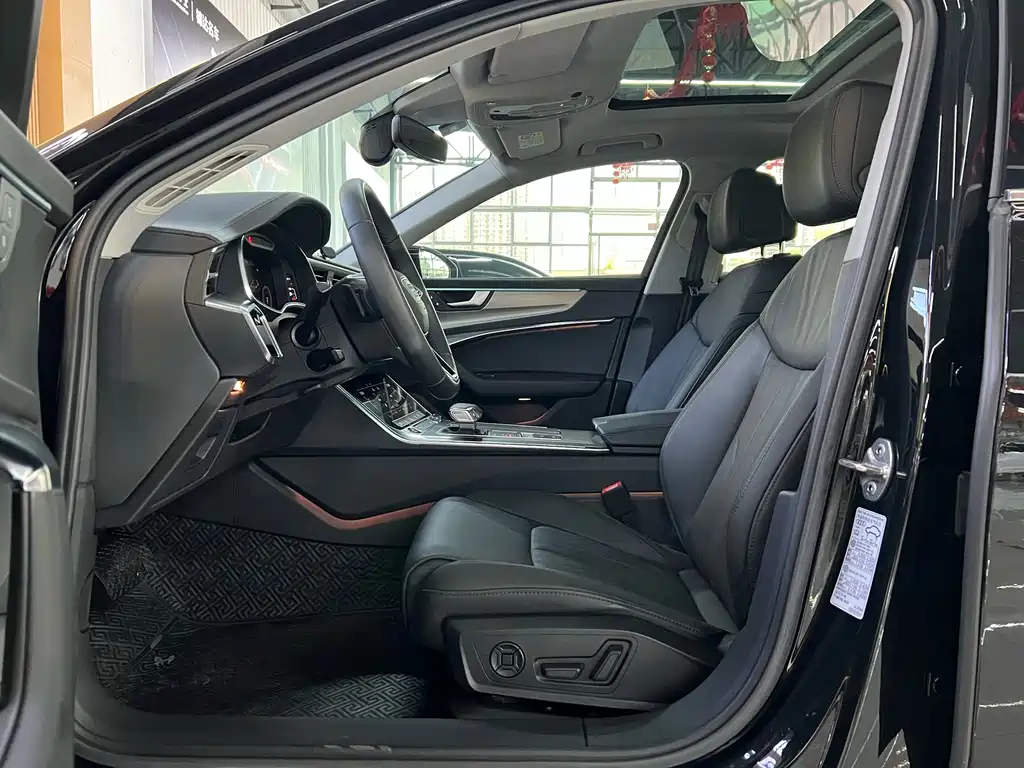 Audi A6L 2021