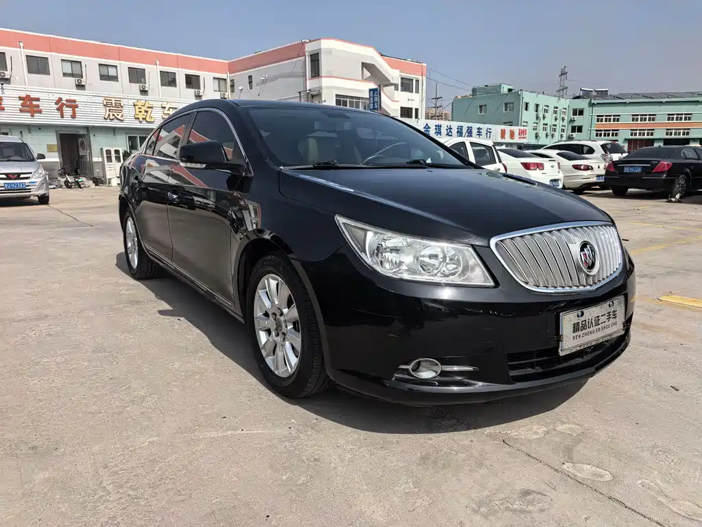 Buick LaCrosse 2015 — фото 3