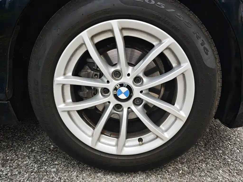 BMW 1 Series 2016 — фото 18