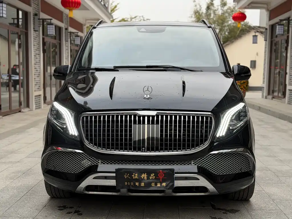 Mercedes-Benz V-Class 2018 — фото 2