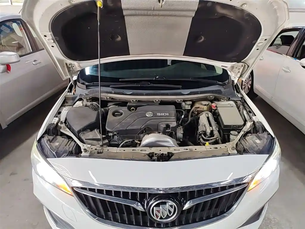 Buick Verano 2018 — фото 20