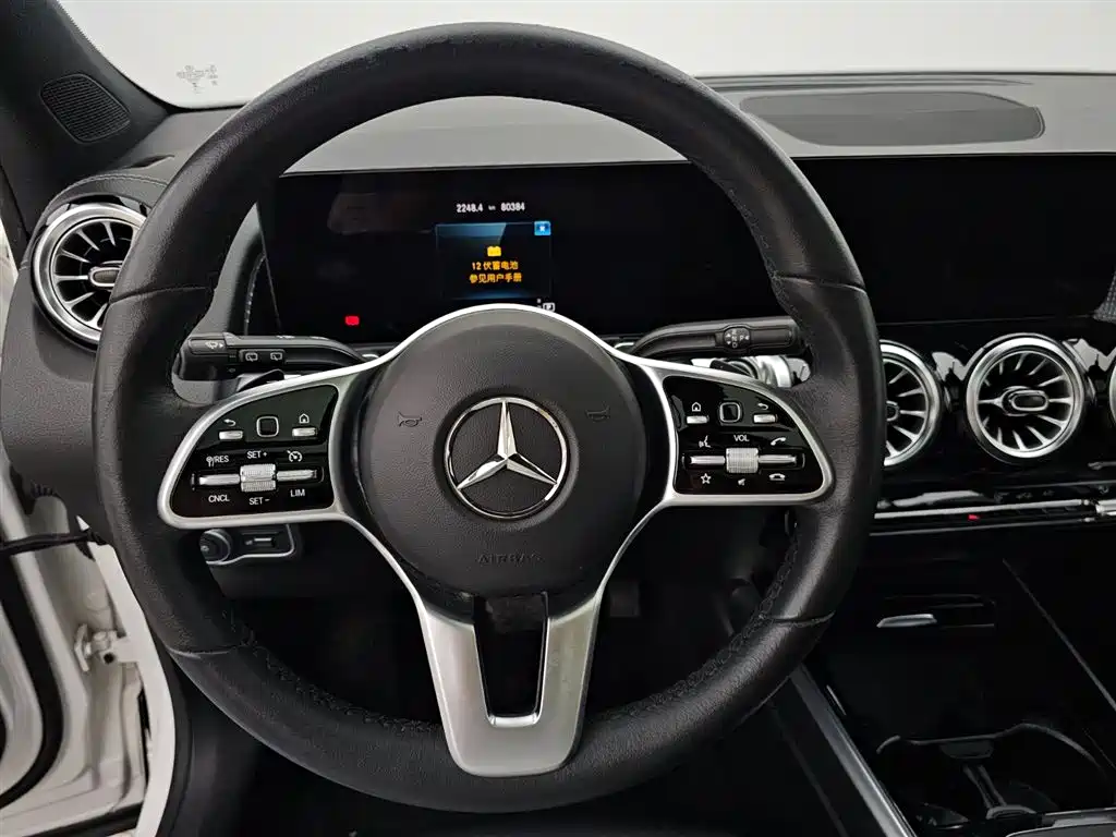 Mercedes-Benz GLB 2023 — фото 11