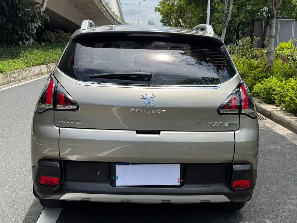 Peugeot 3008 2017 — фото 15