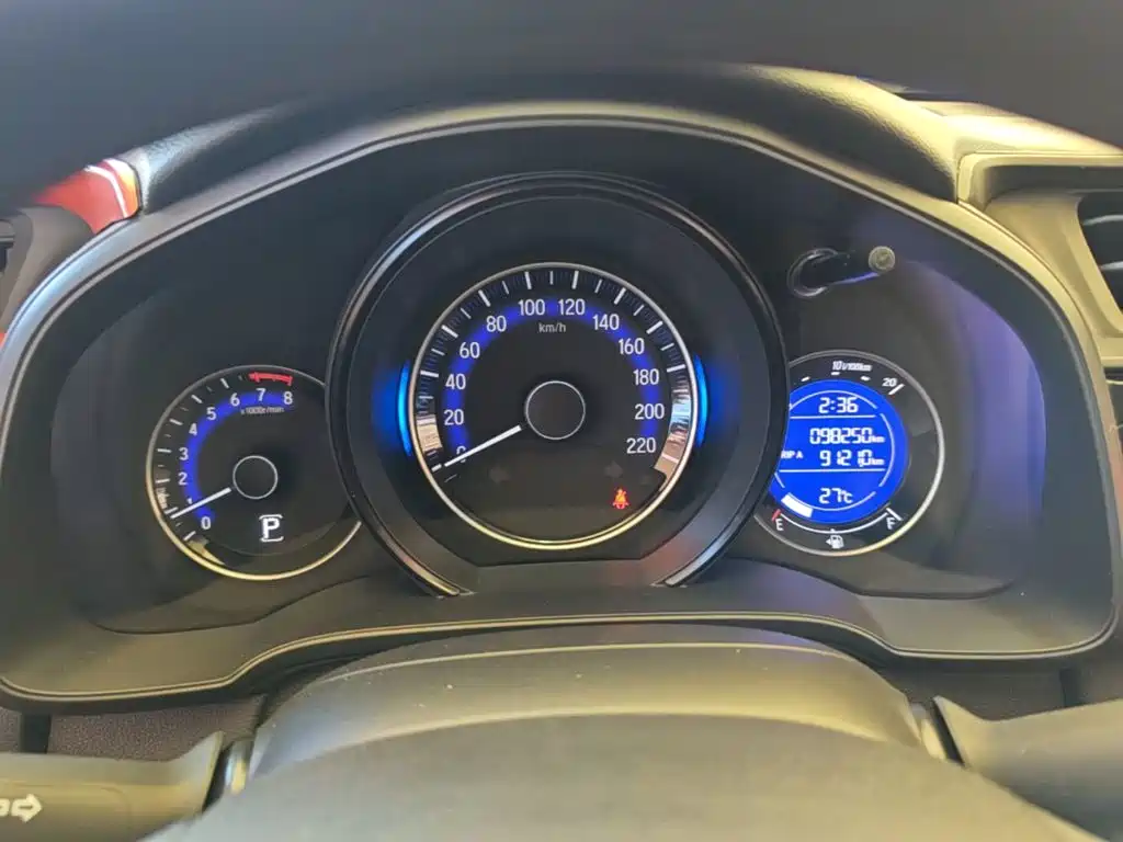 Honda Fit 2017 — фото 12