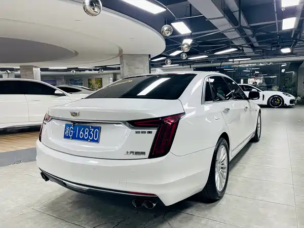 Cadillac CT6 2019