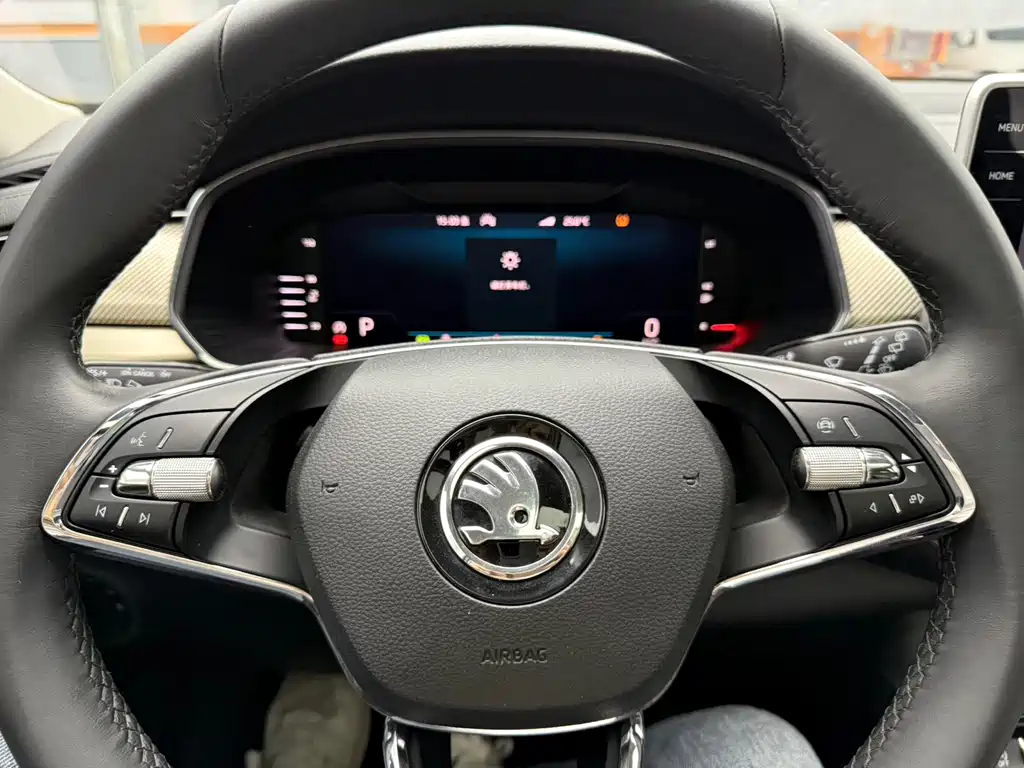 Skoda Kodiaq 2023 — фото 10