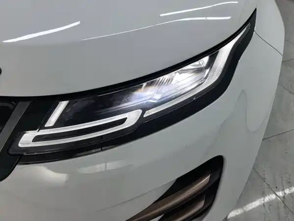 Land Rover Range Rover Evoque 2021