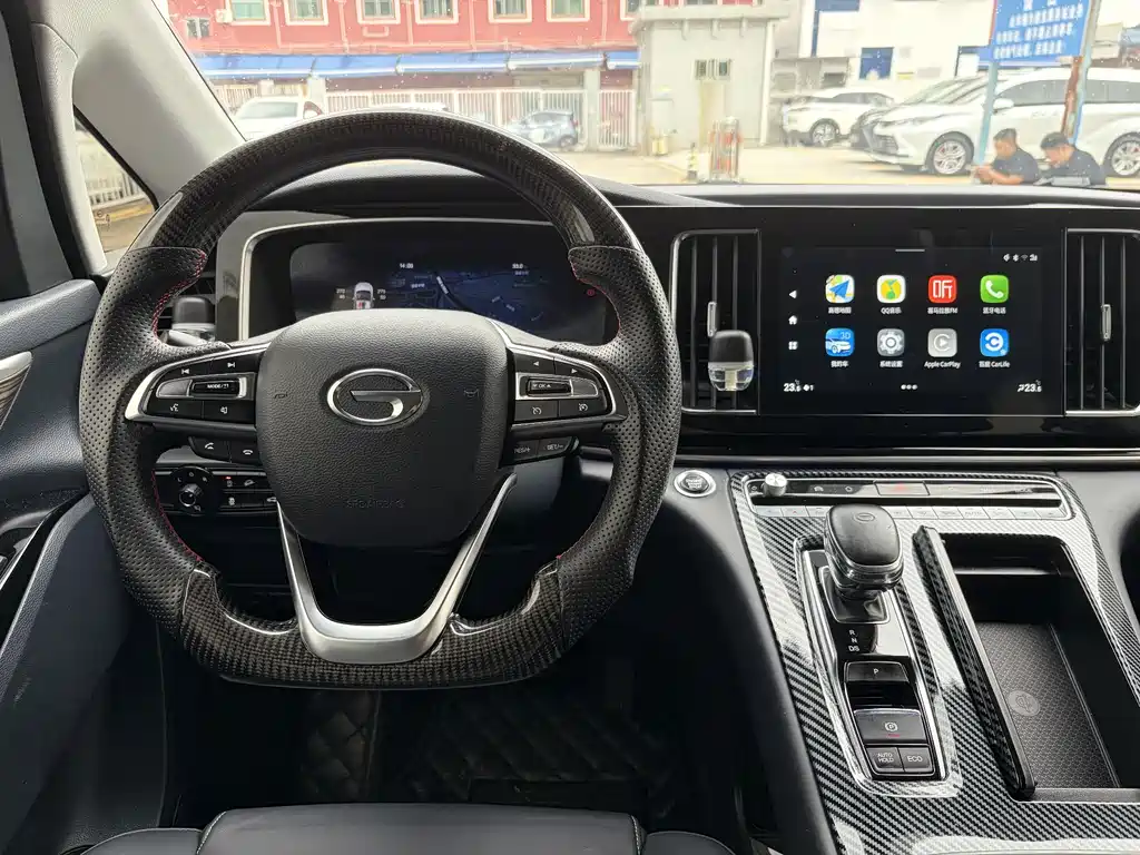 GAC Motor Trumpchi M8 2022 — фото 12