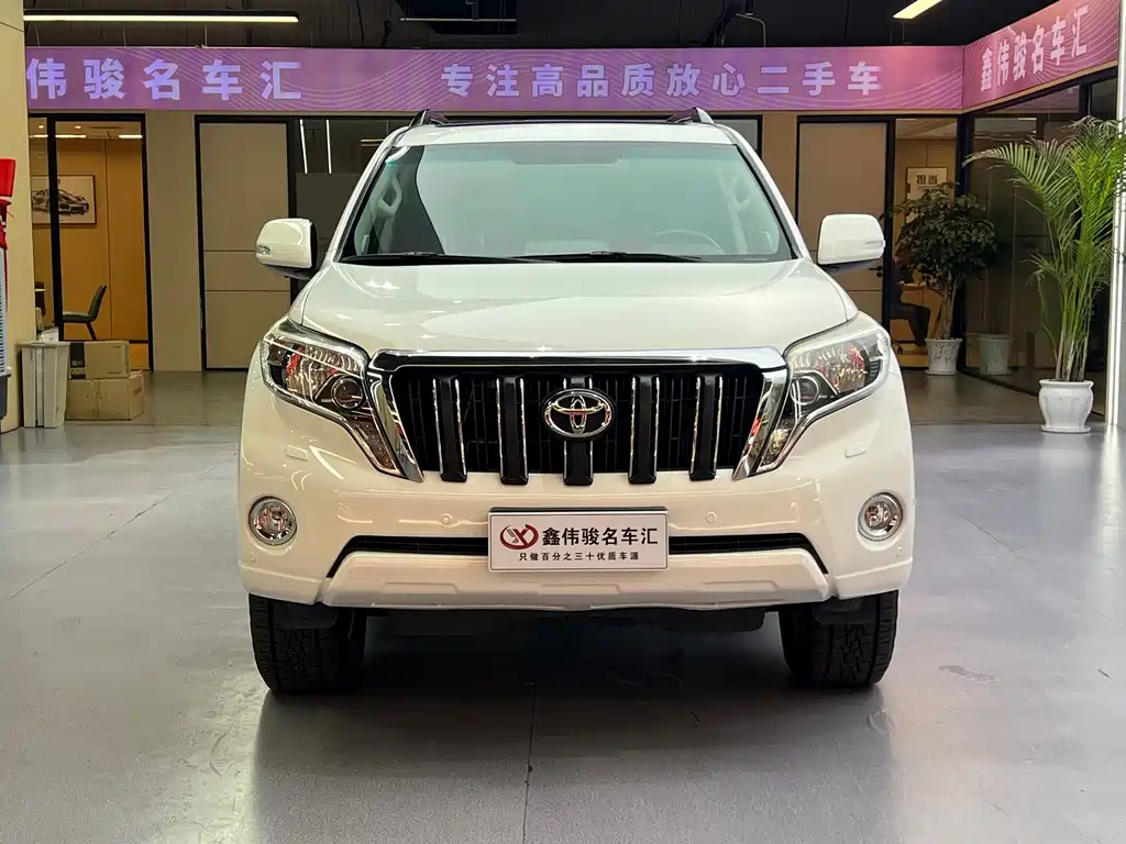 Toyota Prado 2016 — фото 3
