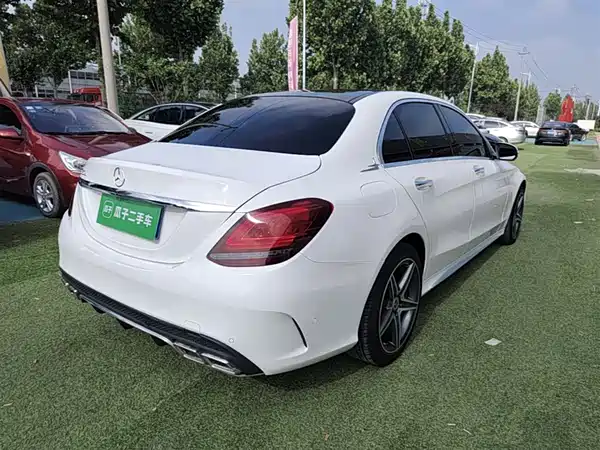 Mercedes-Benz C-Class 2020