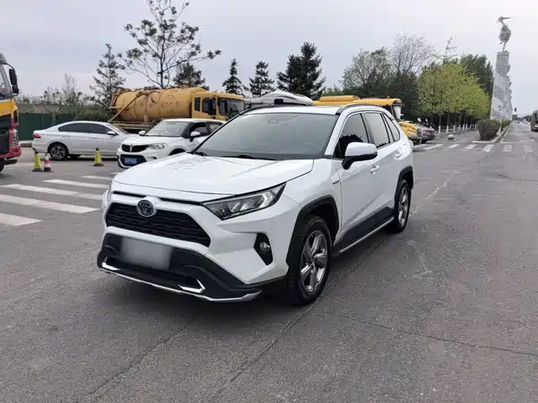 Toyota RAV4 2021