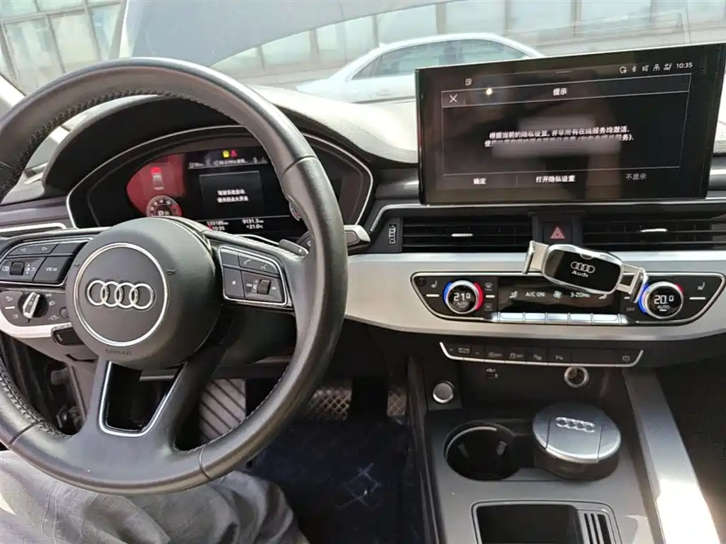 Audi A4L 2021 — фото 10