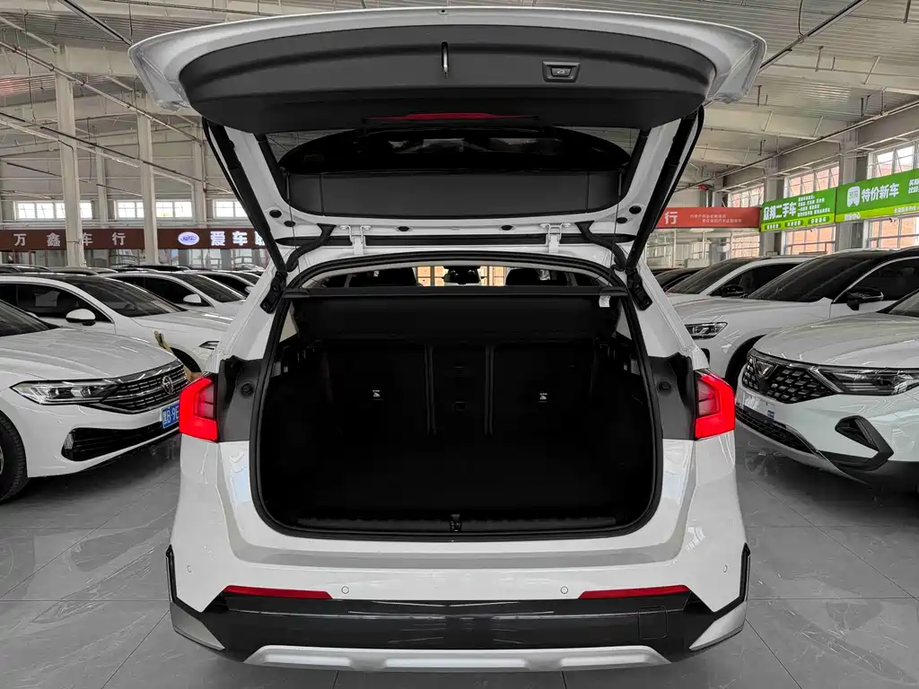 BMW X1 2023 — фото 18