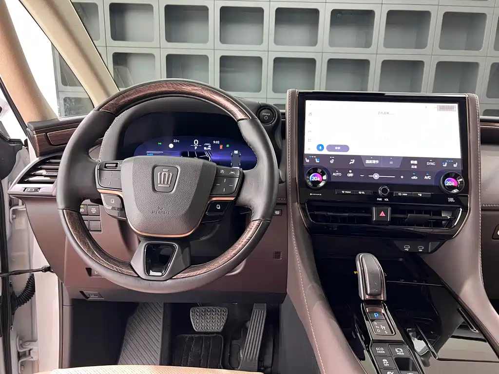 Toyota Vellfire 2025 — фото 25