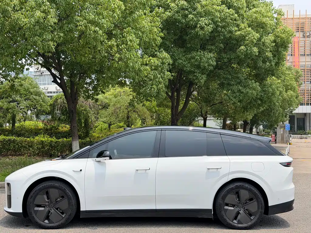Li Auto i6 2026