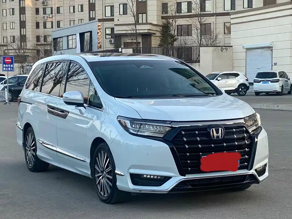 Honda Elysion 2025