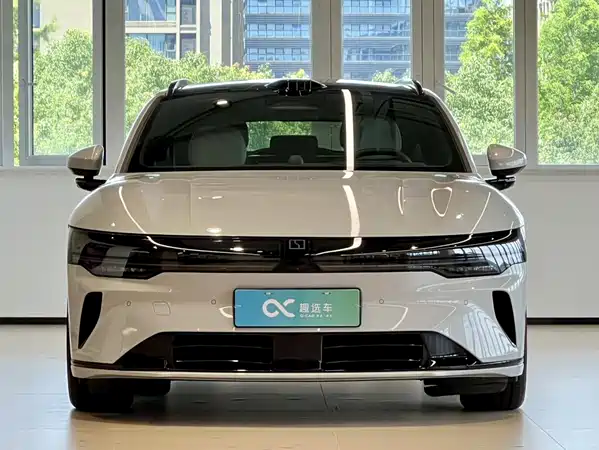 Zeekr 007GT 2025